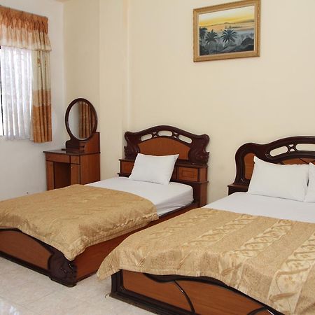 Ngan Long Hotel Thành Pho Ho Chí Minh Esterno foto