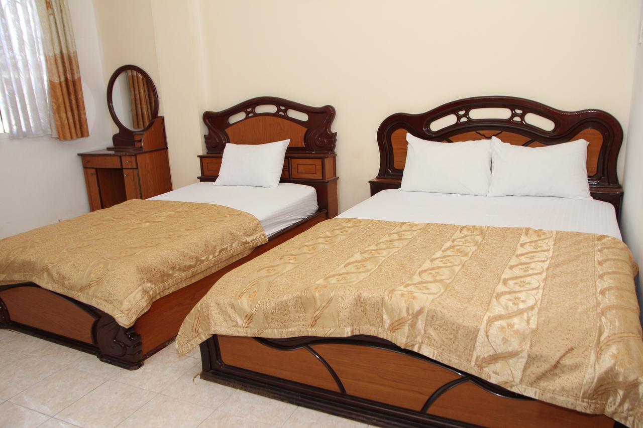 Ngan Long Hotel Thành Pho Ho Chí Minh Esterno foto