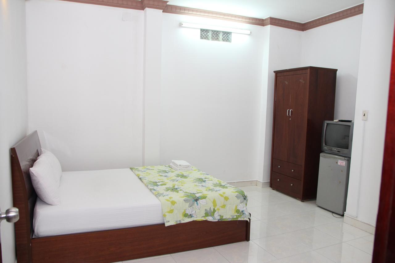 Ngan Long Hotel Thành Pho Ho Chí Minh Esterno foto
