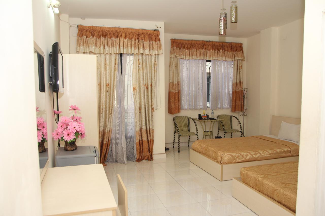 Ngan Long Hotel Thành Pho Ho Chí Minh Esterno foto