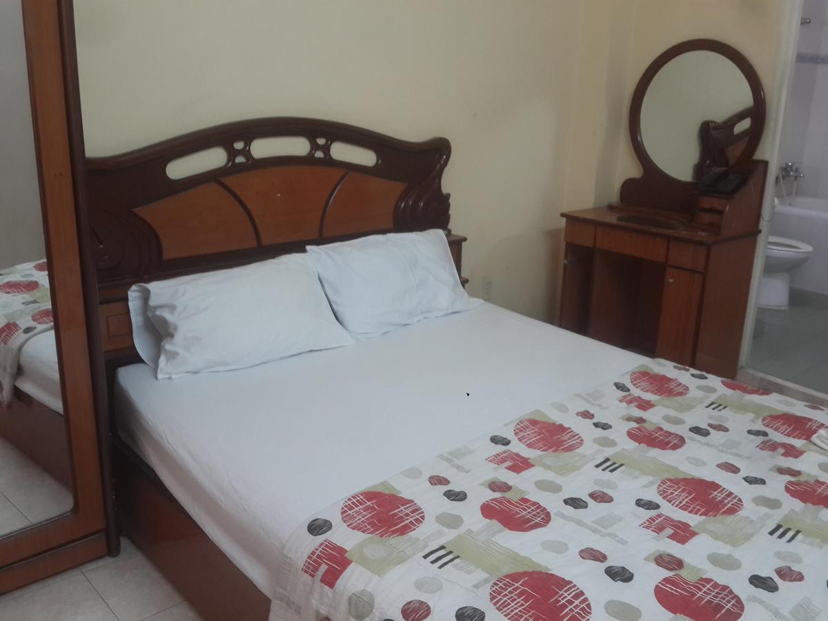 Ngan Long Hotel Thành Pho Ho Chí Minh Esterno foto